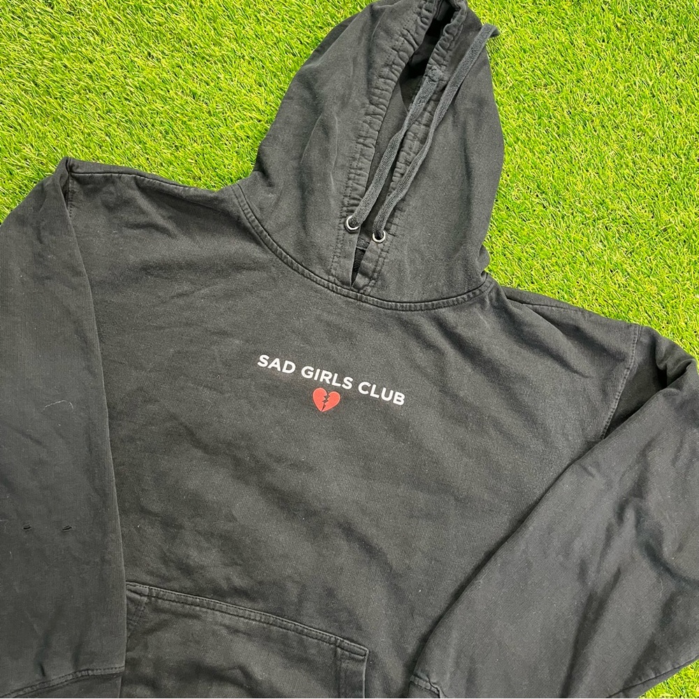 Sad Girls Club Black Hoodie‎ XL/XXL – Broken Heart Graphic – Distressed Style